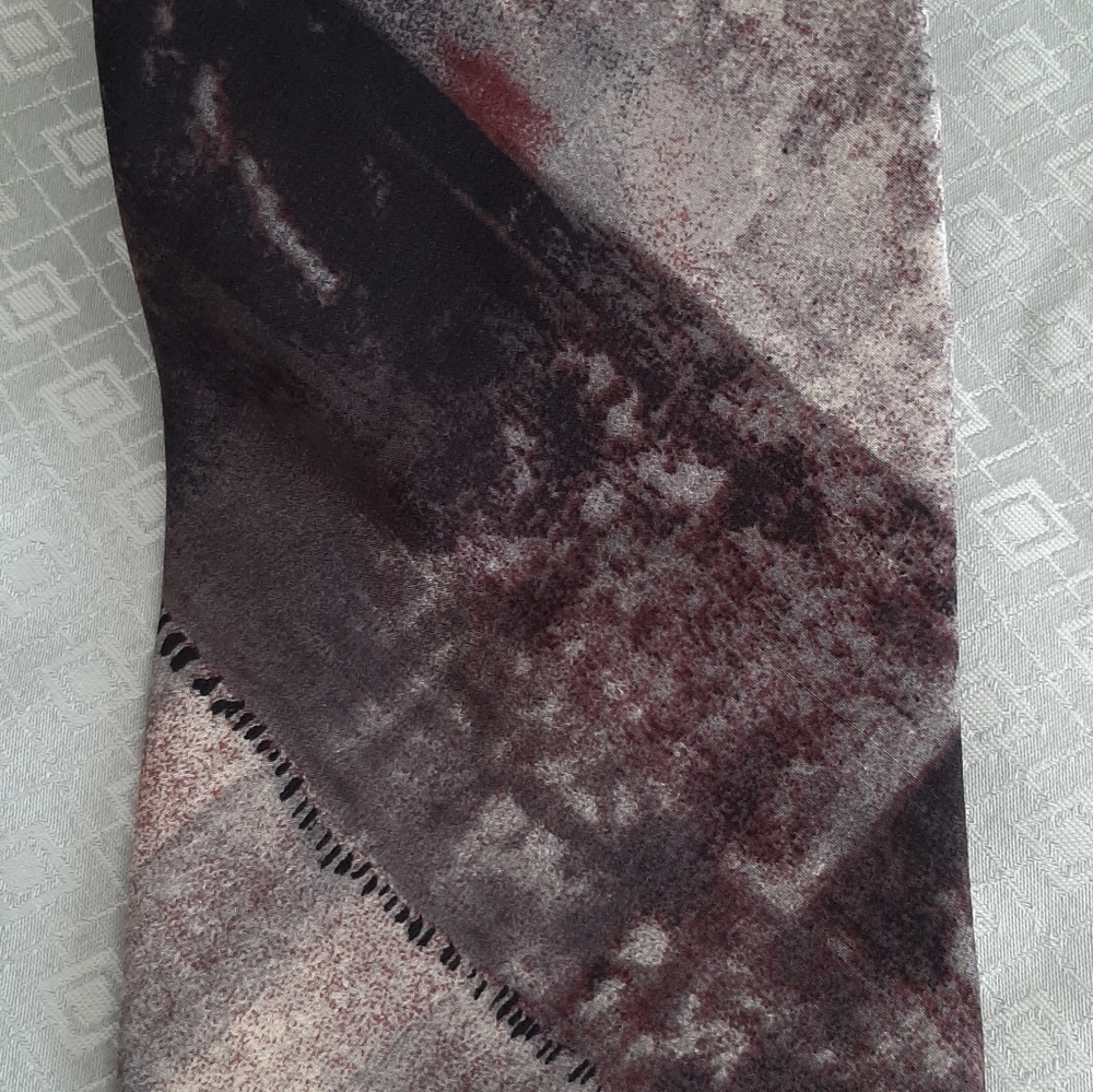 Beautiful Como silk tie for men